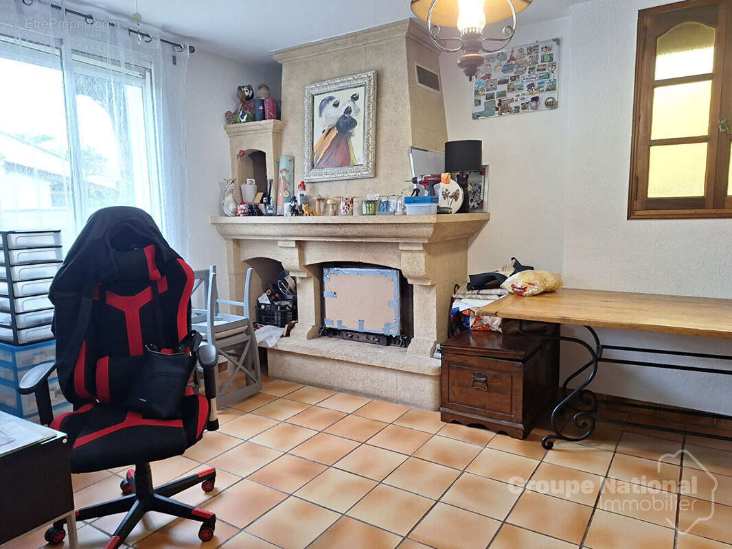 Maison à MIRAMAS