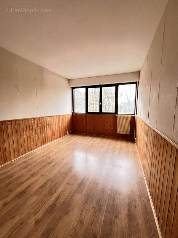 Appartement à VAUX-LE-PENIL