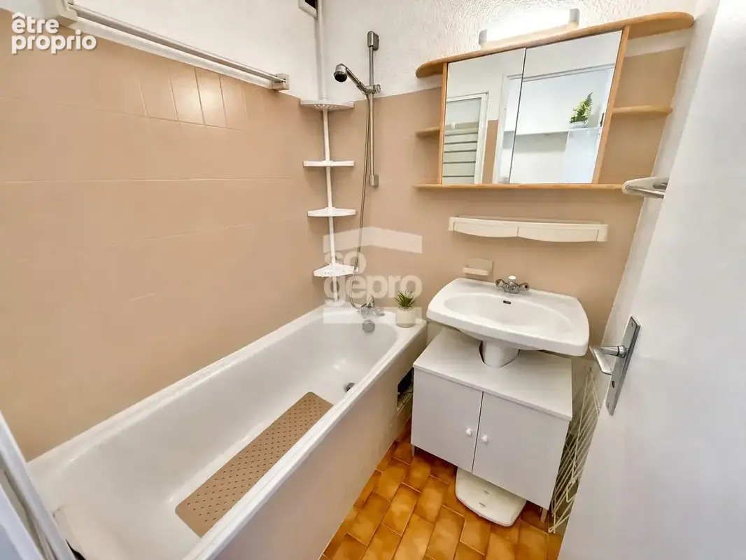 Réf : 2321 - Vente Studio Cabine, secteur Centre-Port au Cap d'Agde ! - photo 10