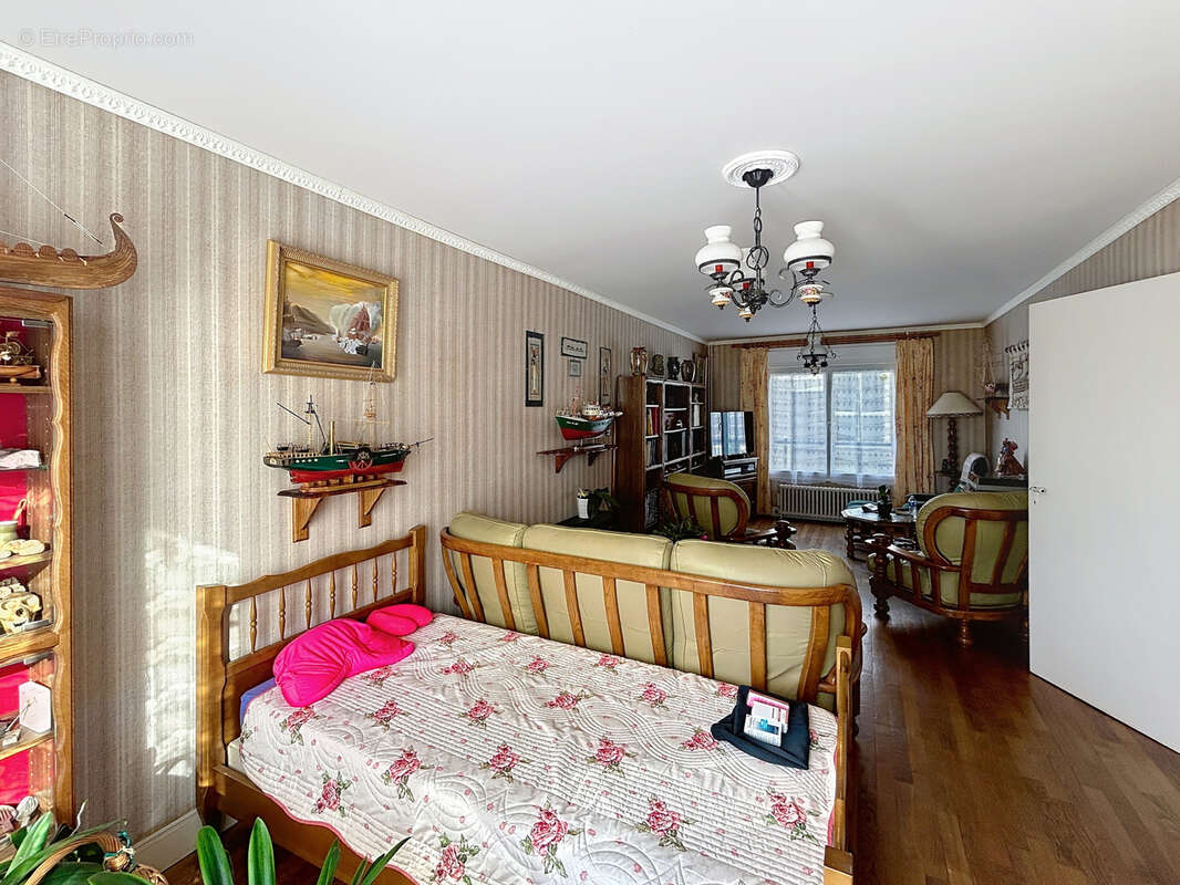 Maison à GRANDCAMP-MAISY