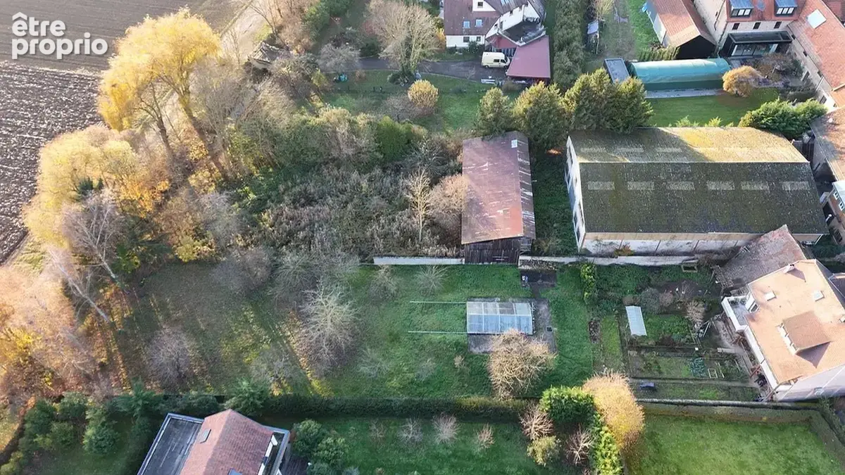 Terrain à BREUSCHWICKERSHEIM