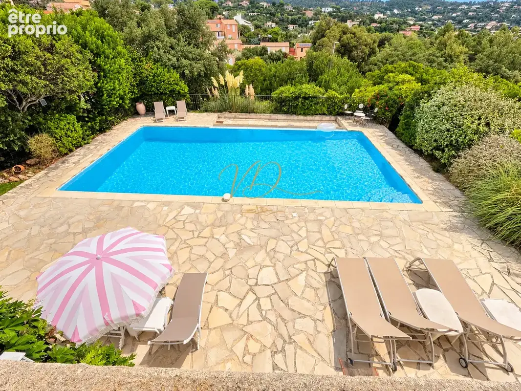 Villa avec piscine et vue mer   Cavalaire-sur-Mer - photo 7