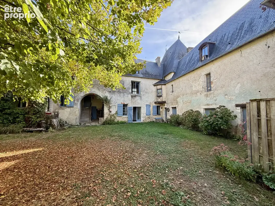 Manoir des XVᵉ & XVIᵉ siècles de 450 m2  dont 300 m2 déjà aménagés sur 880 m2 de terrain - photo 19
