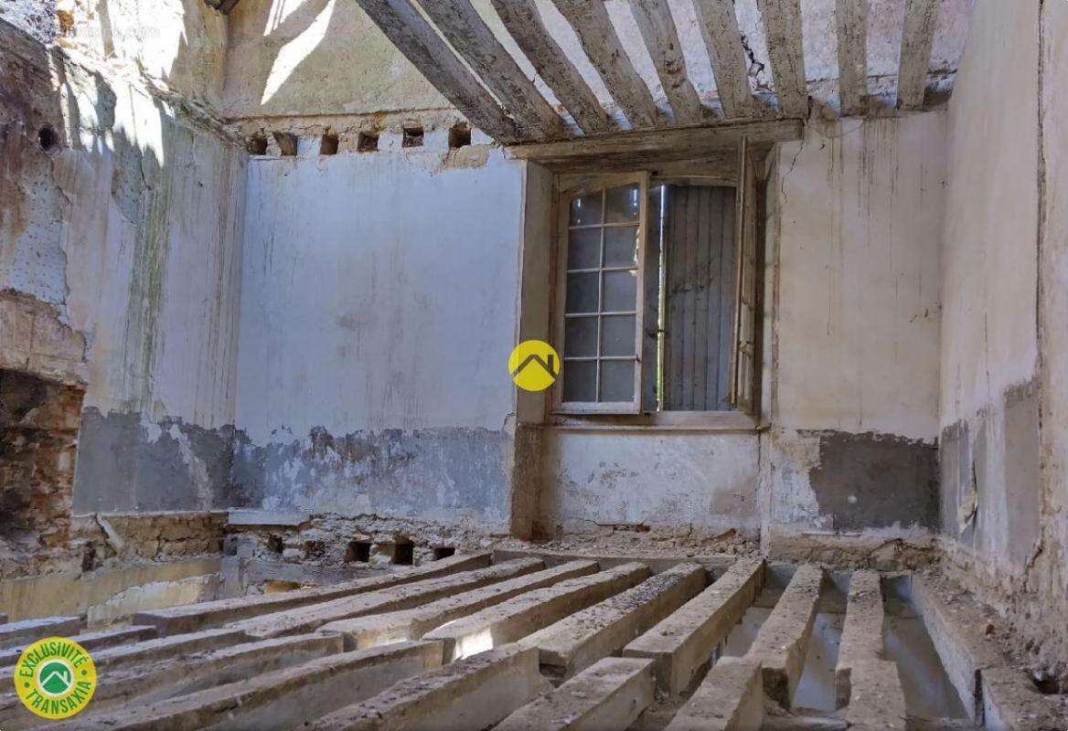 Maison 201 m² à Vatan  - photo 8