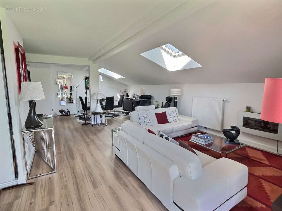 Appartement T4 avec Terrasse - photo 3