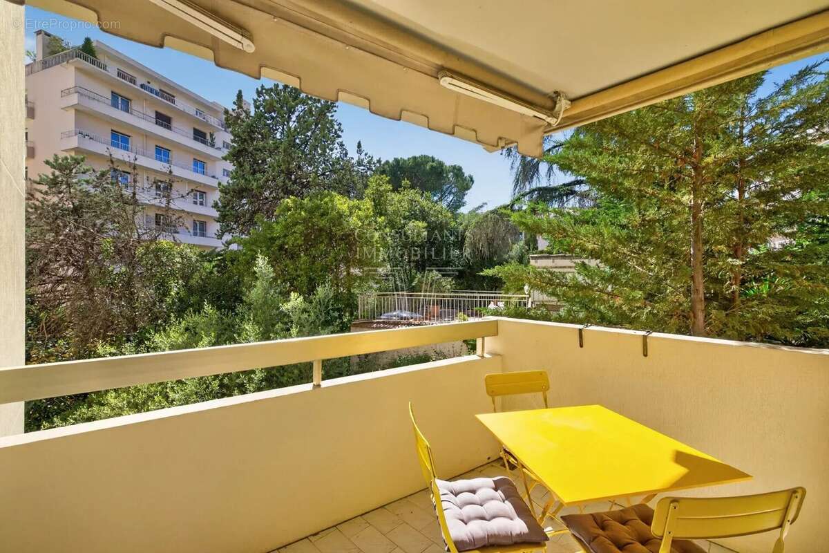 Appartement à CANNES