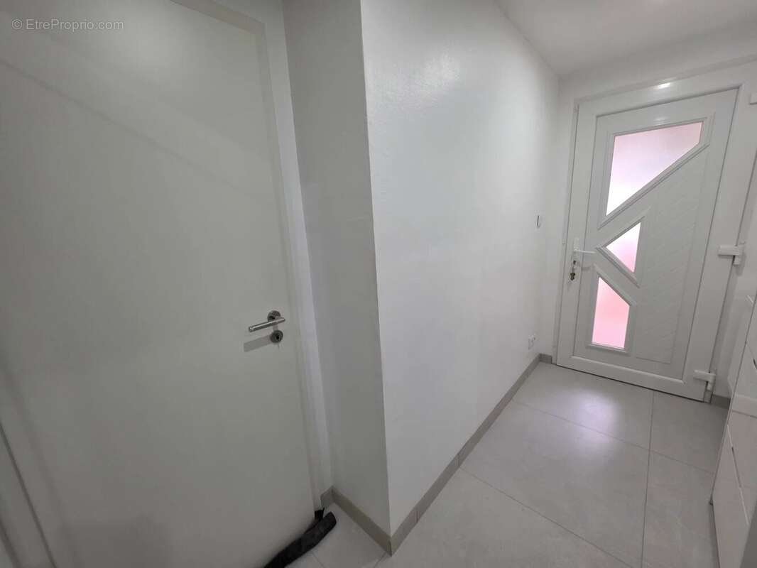 Maison à AUDUN-LE-TICHE