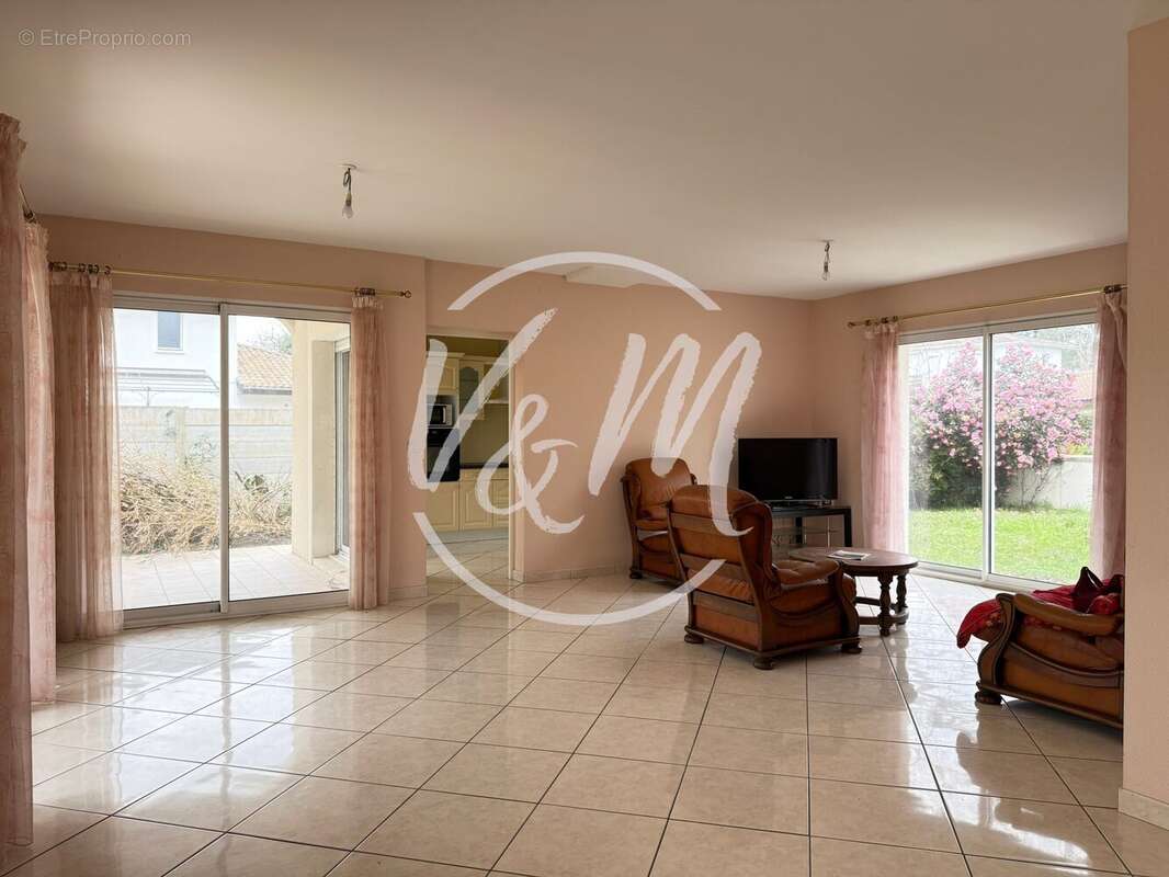 Maison 147 m² à Lanton  - photo 2