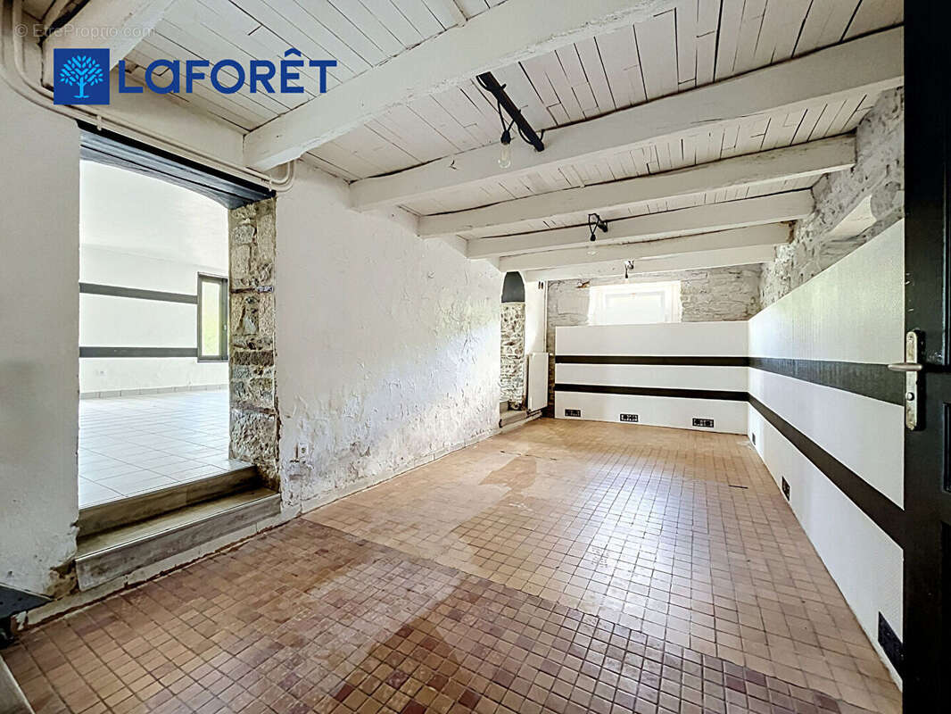 A VENDRE - Immeuble Saint Thuriau - photo 3