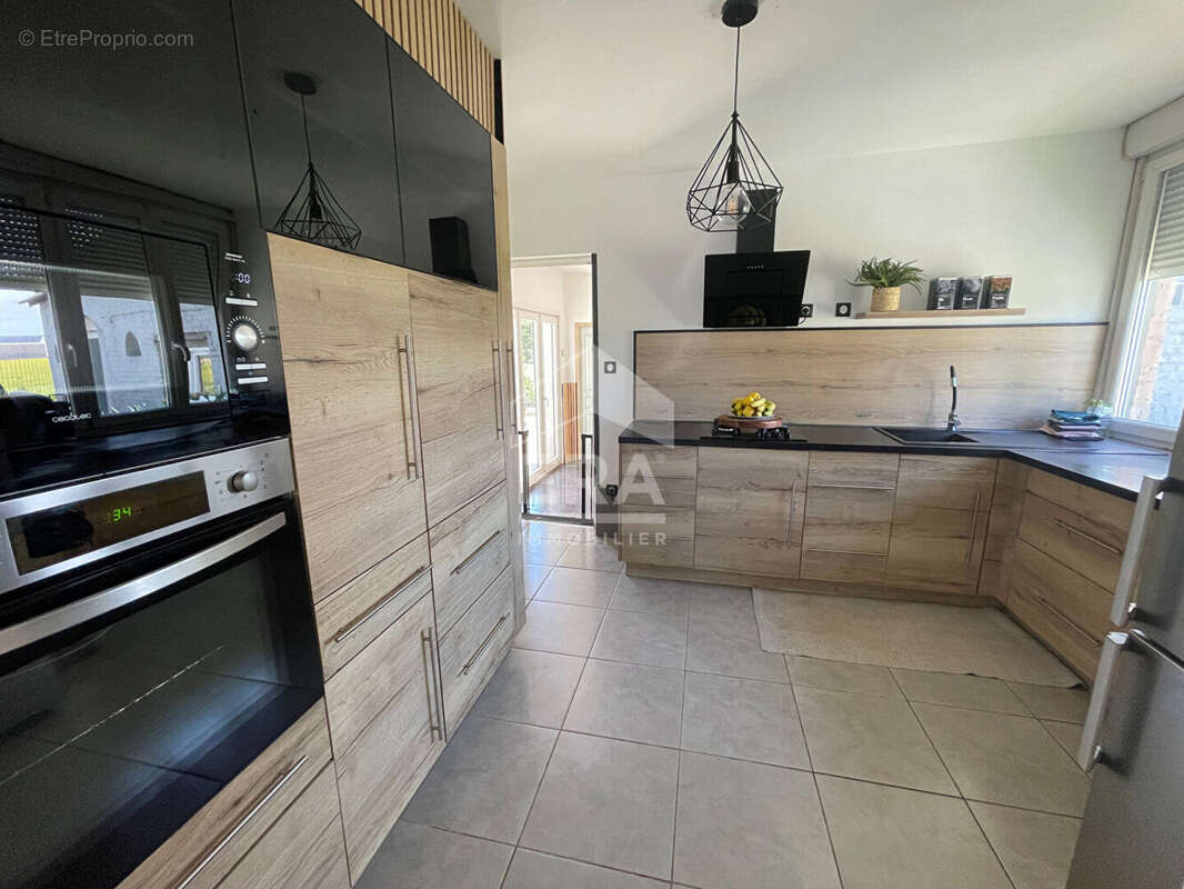 Maison OOST CAPPEL (59122) 4 chambres jardin - photo 5