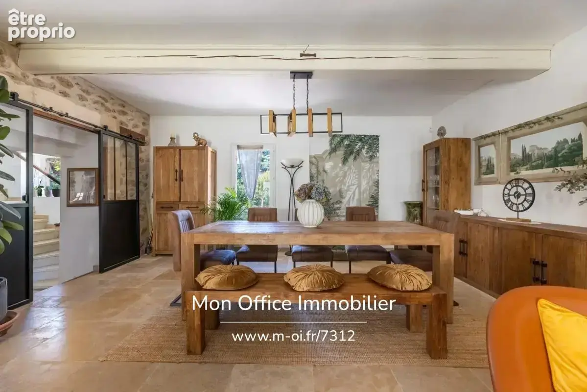 Référence : 7312-SKA - Une adresse de charme au cœur de la Provence - photo 4