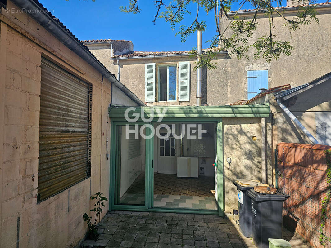 Maison à FOUSSAIS-PAYRE