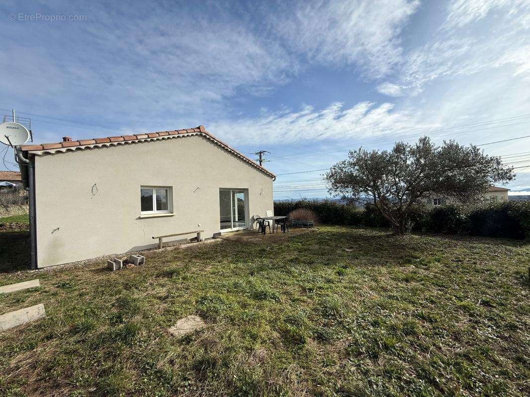 Maison à LABLACHERE