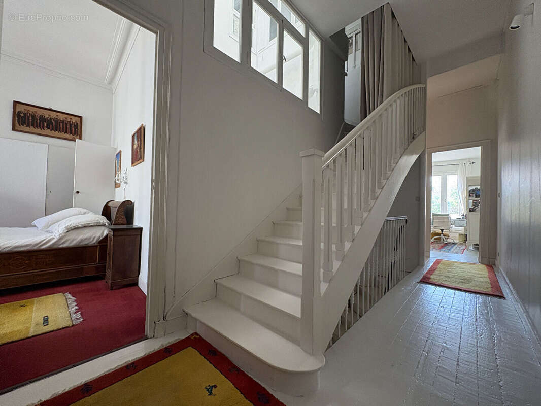 Maison bourgeoise Saint-Seurin - Cachet et adresse d'exception - photo 10