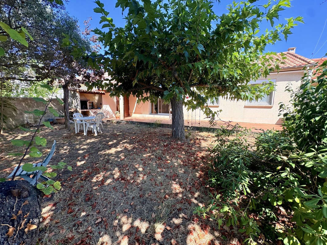 Villa de plain-pied 100m2 + Garage + Terrain 445m2 - photo 13