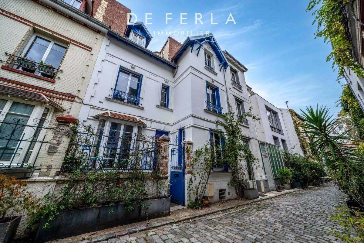 Maison à PARIS-15E