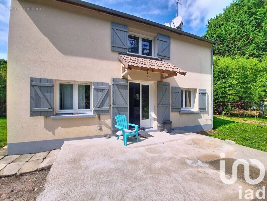 Photo 1 - Maison à OUSSOY-EN-GATINAIS