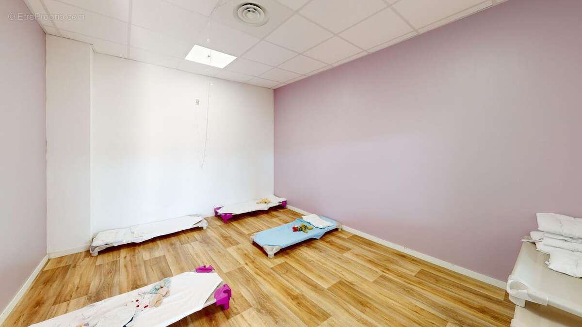 Fond de commerce - Micro Crèche - AURIOL - photo 7