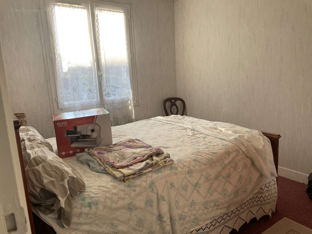 Maison à SAINTE-GENEVIEVE