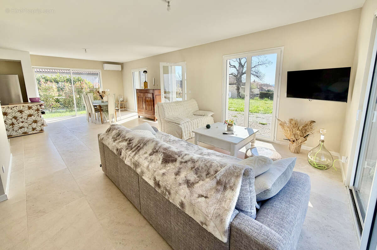 Maison à FORCALQUIER