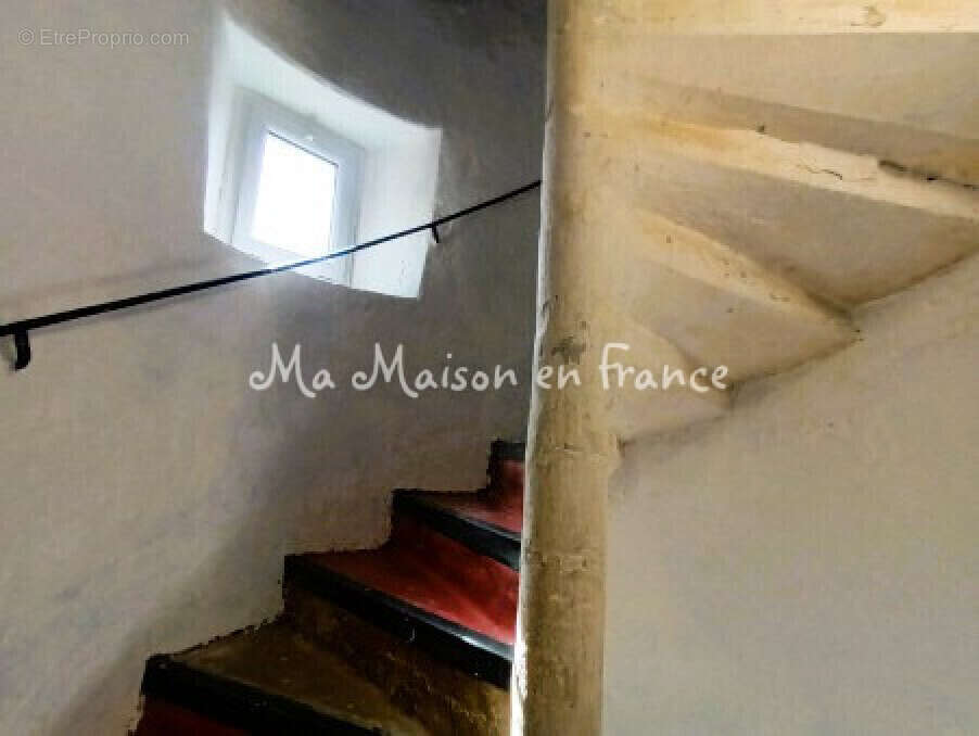 Appartement à SAINT-POURCAIN-SUR-SIOULE