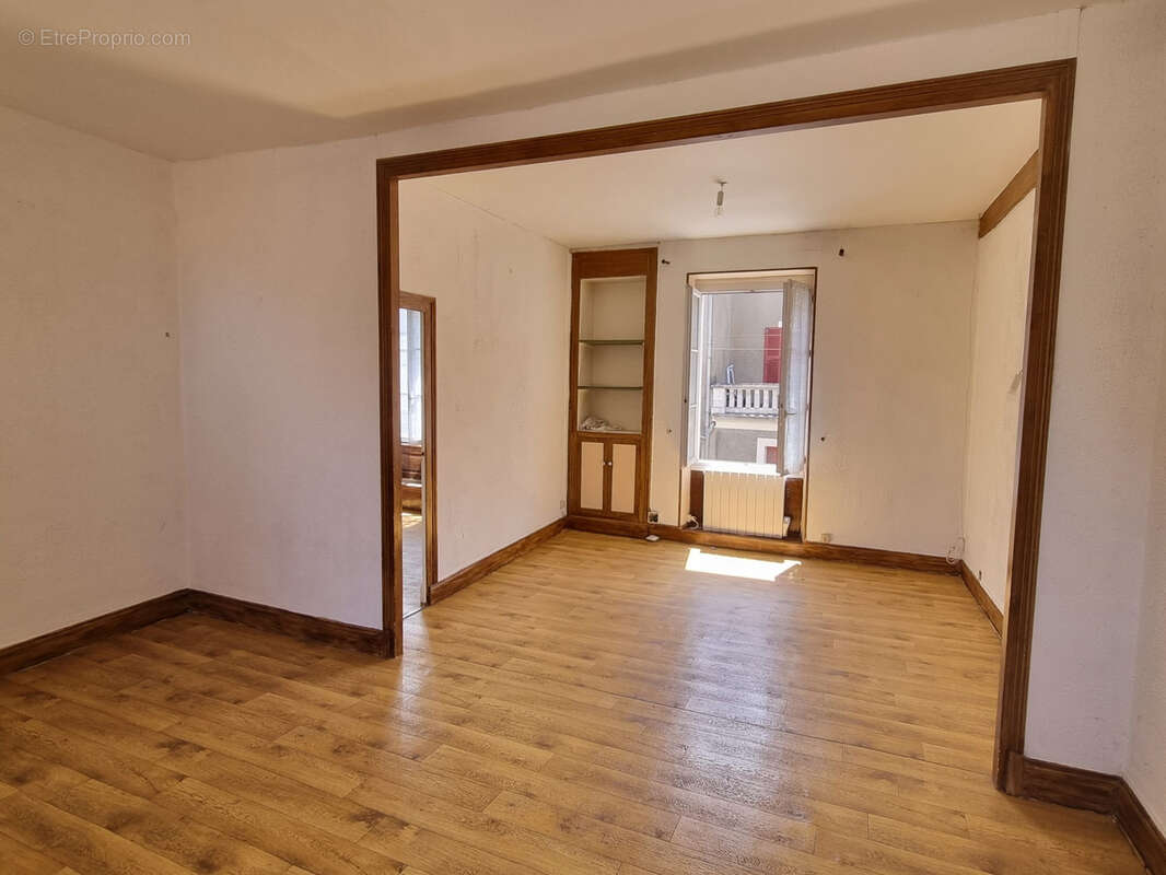 Appartement à NEUVY-SAINT-SEPULCHRE