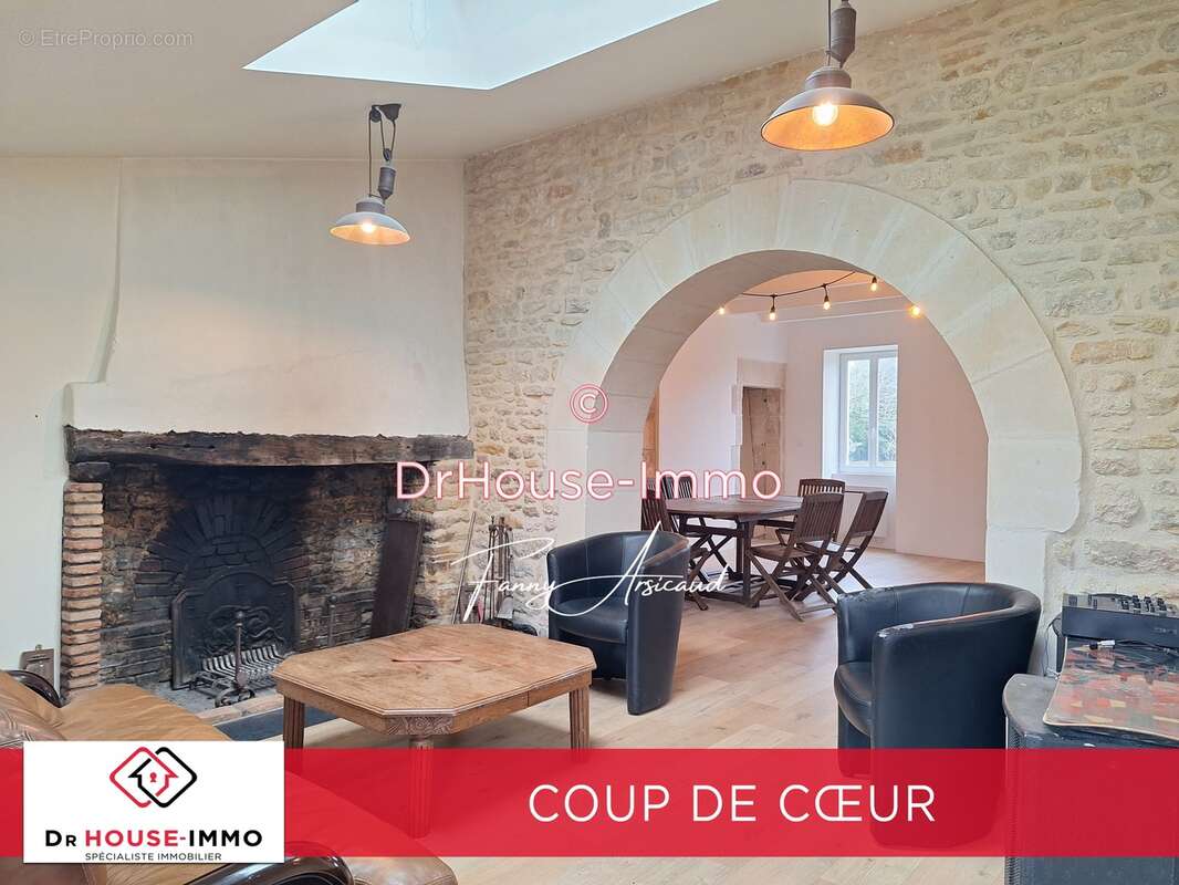 Maison à PUYRAVAULT