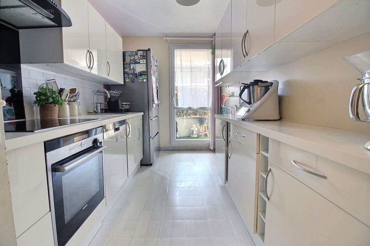 Appartement 81 m² à Issy-Les-Moulineaux  - photo 6