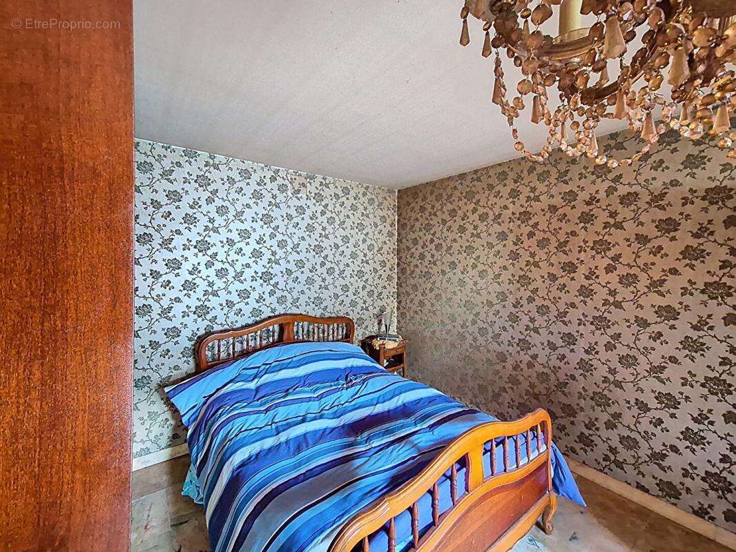 Maison à BRUERE-ALLICHAMPS