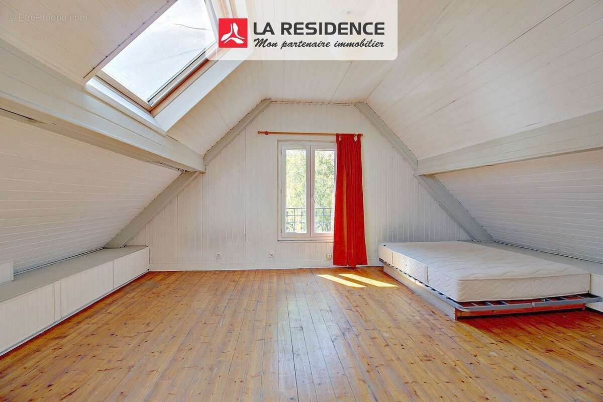 Maison 150 m² à Sartrouville  - photo 8