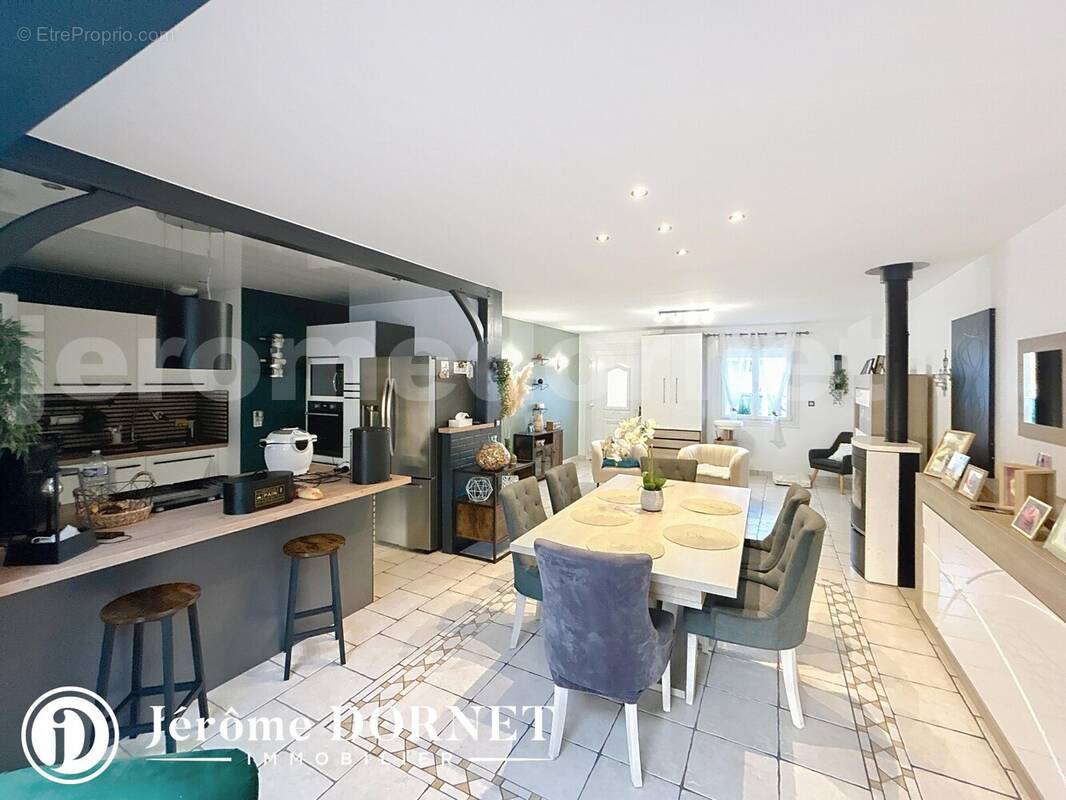 dep_00015 - Maison à BRETEUIL