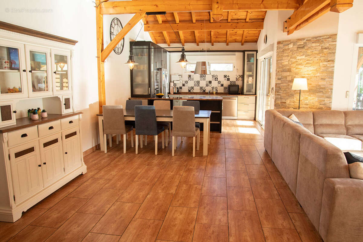 Maison à LIT-ET-MIXE