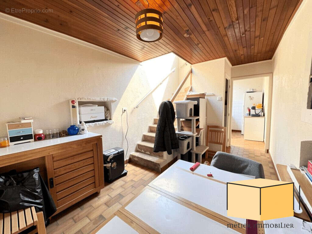 Maison à VIRIEU-LE-GRAND