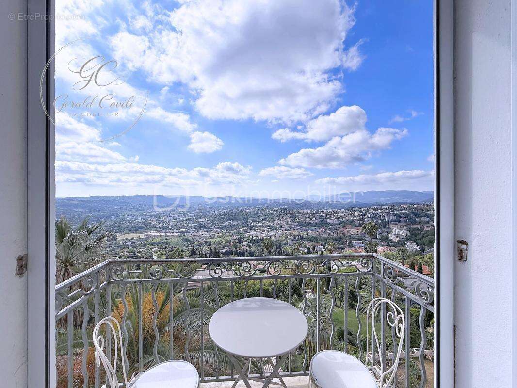 Appartement à GRASSE