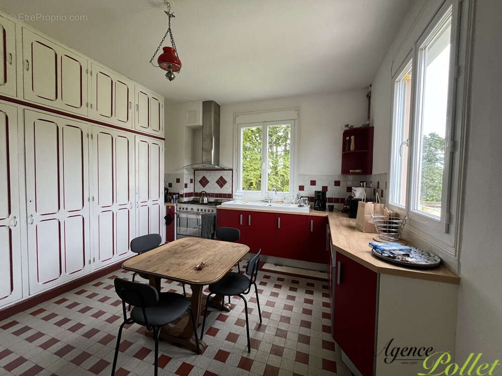 Maison à AUBIGNY-SUR-NERE