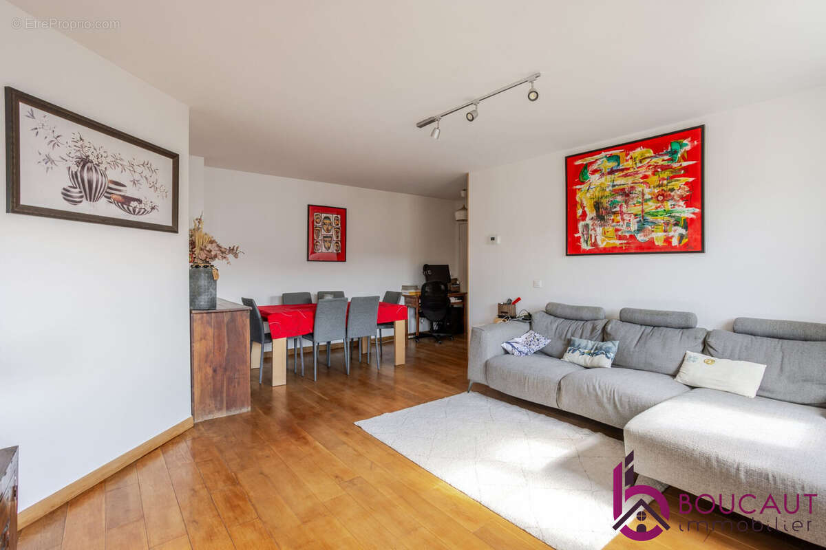 Appartement à LE PLESSIS-ROBINSON
