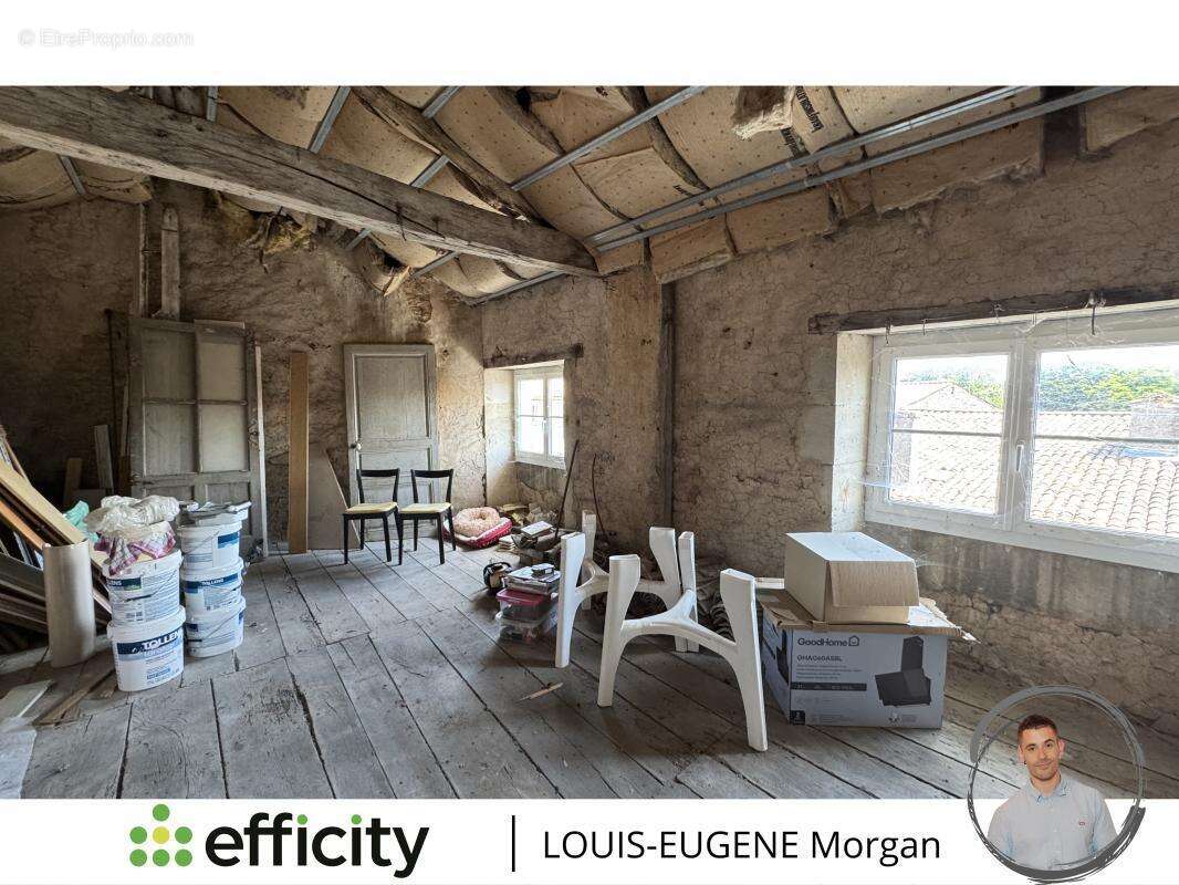 Maison 125 m² à Couhe  - photo 13