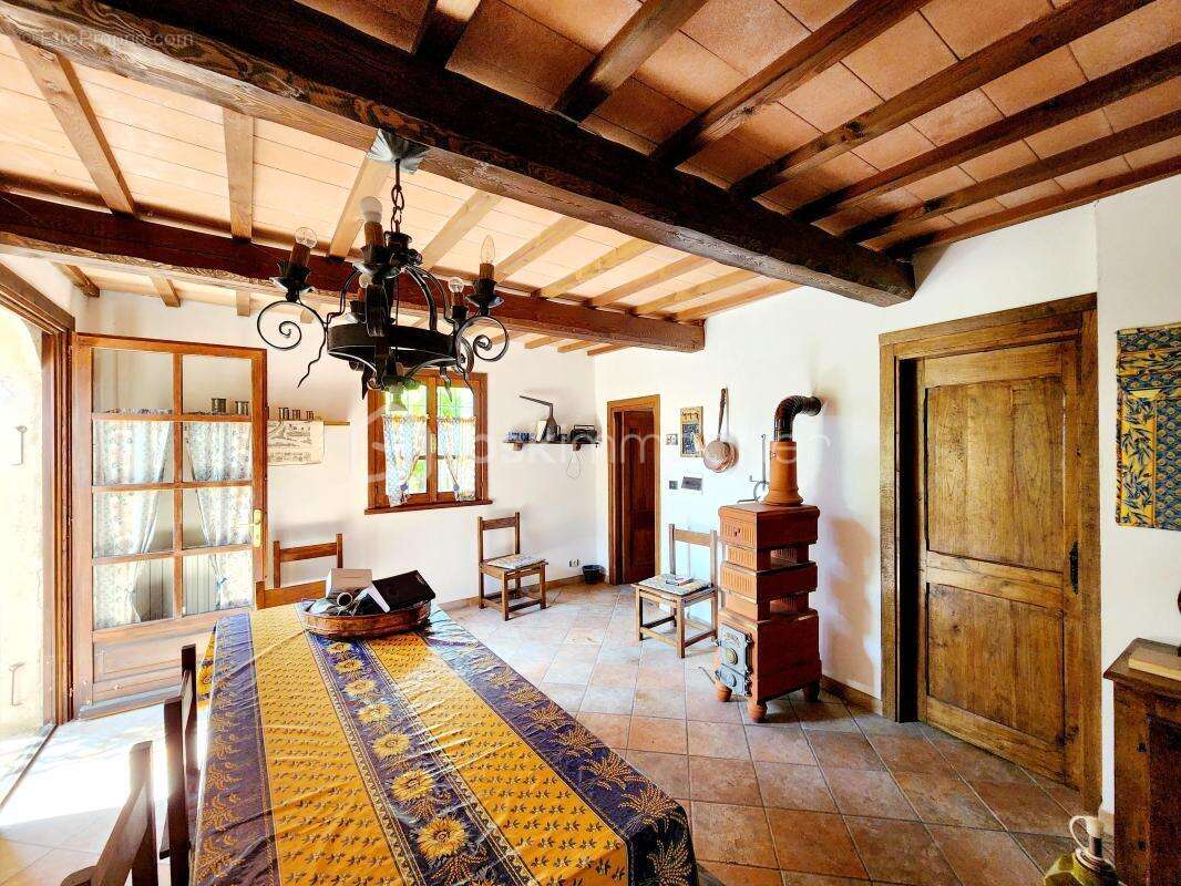Mas Authentique au Cœur du Luberon sur plus de 2,7 hectares - photo 10