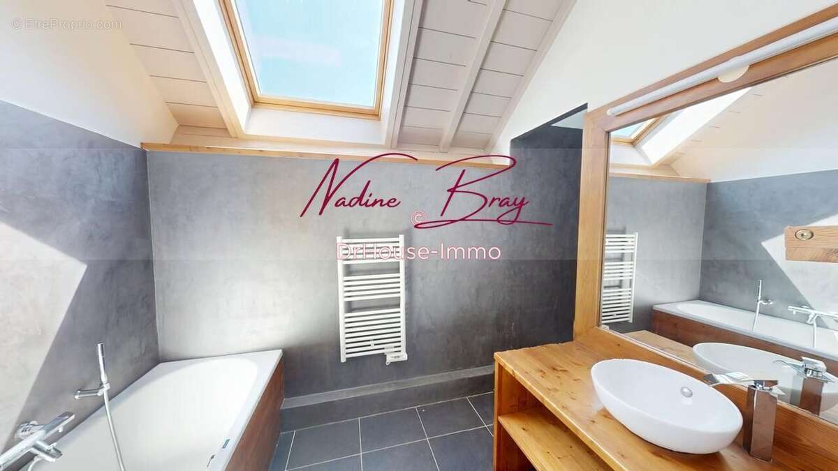 Appartement à LE BOURGET-DU-LAC