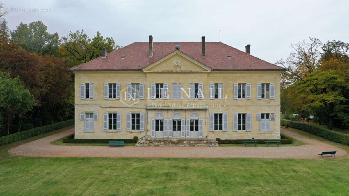 Maison à LIGUEUX