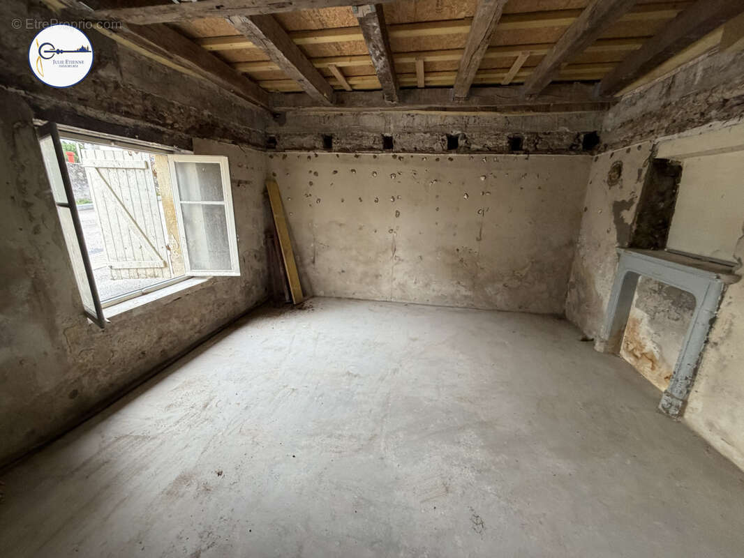 Appartement à THAON-LES-VOSGES