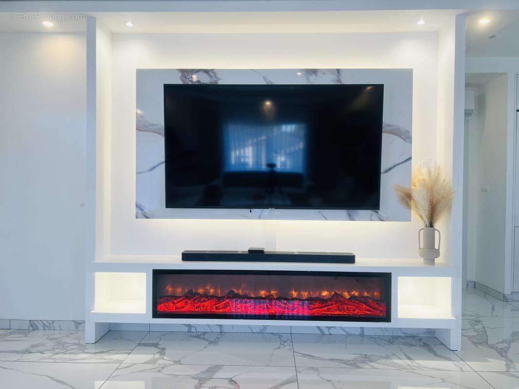 Maison à VERNEUIL-SUR-VIENNE