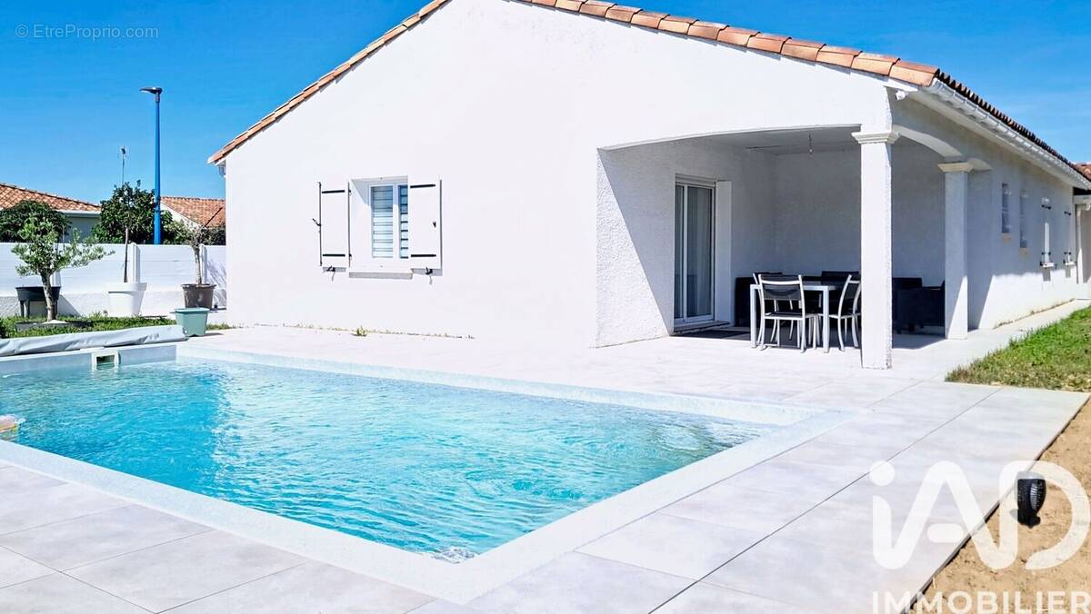 Photo 1 - Maison à CASTELCULIER