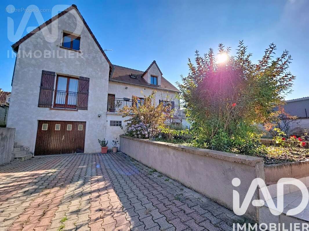 Photo 2 - Maison à AUXERRE