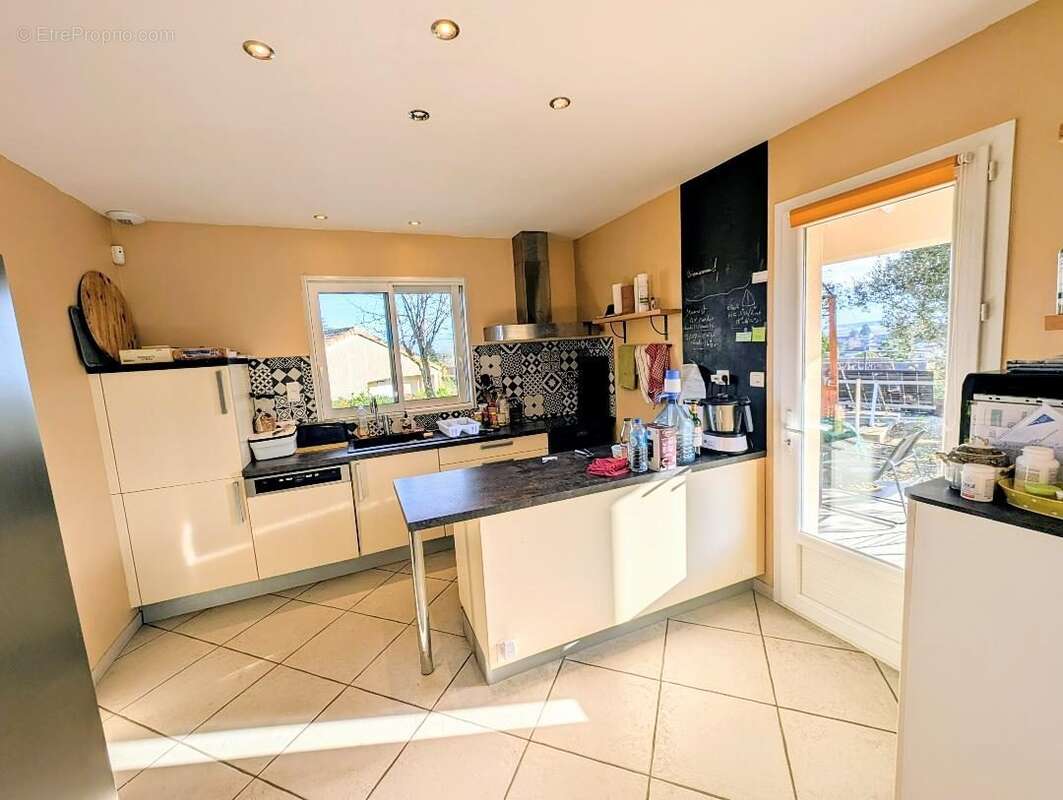 Maison à SCORBE-CLAIRVAUX