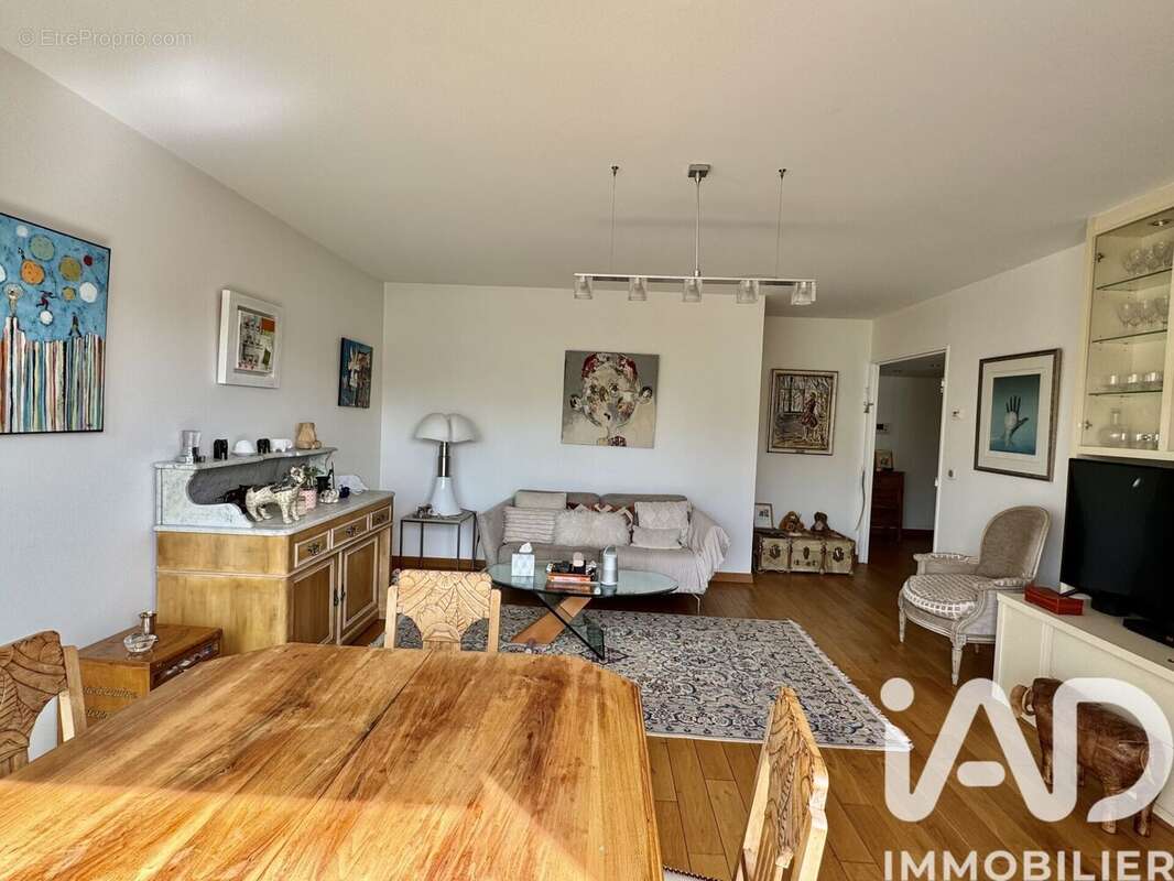 Photo 4 - Appartement à RUEIL-MALMAISON