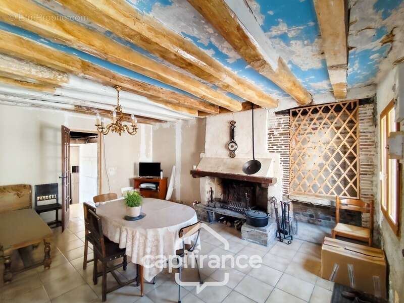 Maison à BESSE-SUR-BRAYE