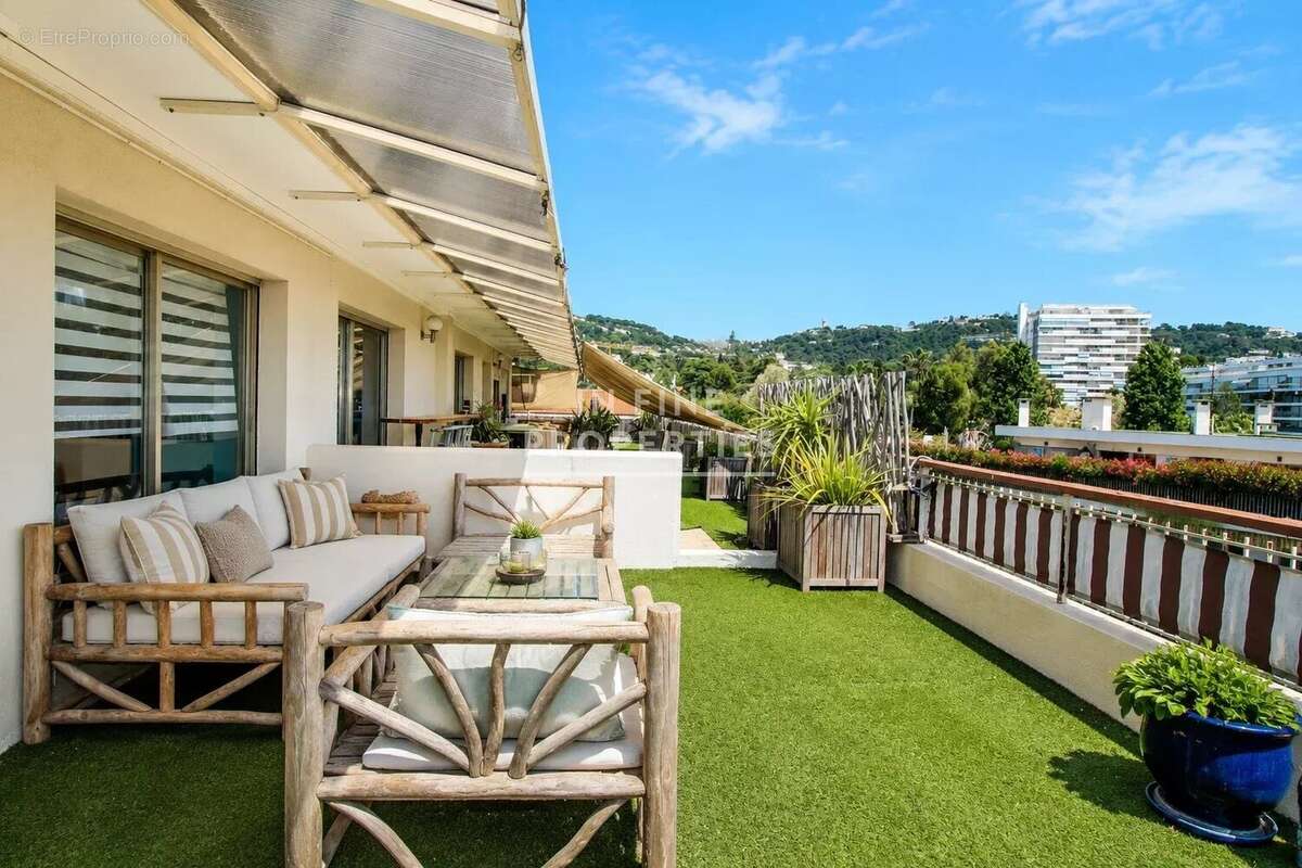 Appartement à CANNES