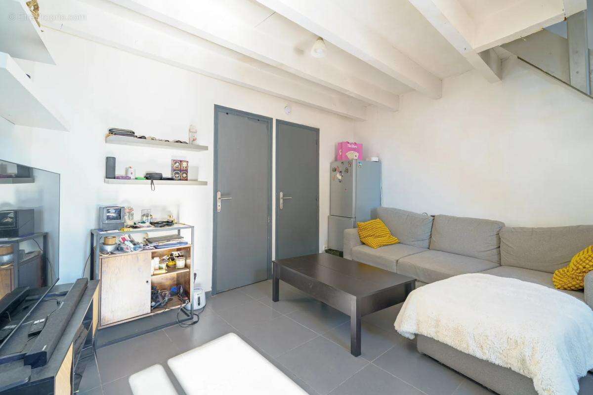 Appartement à MARSEILLE-16E