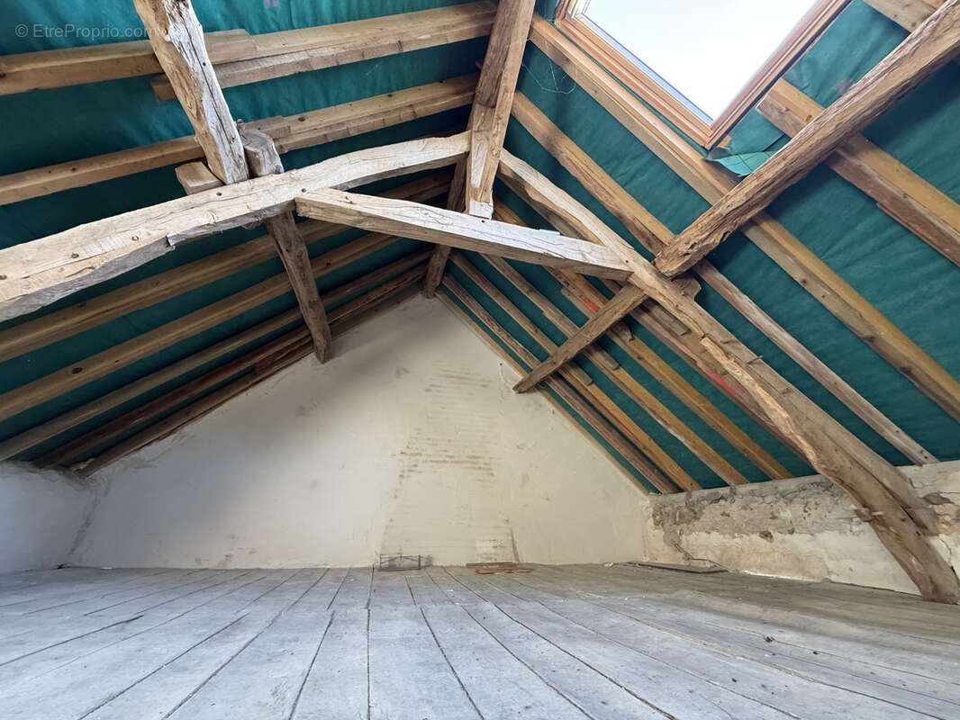 Maison de campagne sur 14 hectares à 280m du 1er voisin ! - photo 19